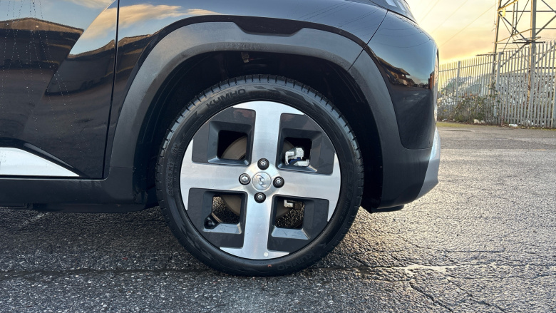 Hyundai INSTER 85kW 02 49kWh 5dr Auto Electric Hatchback